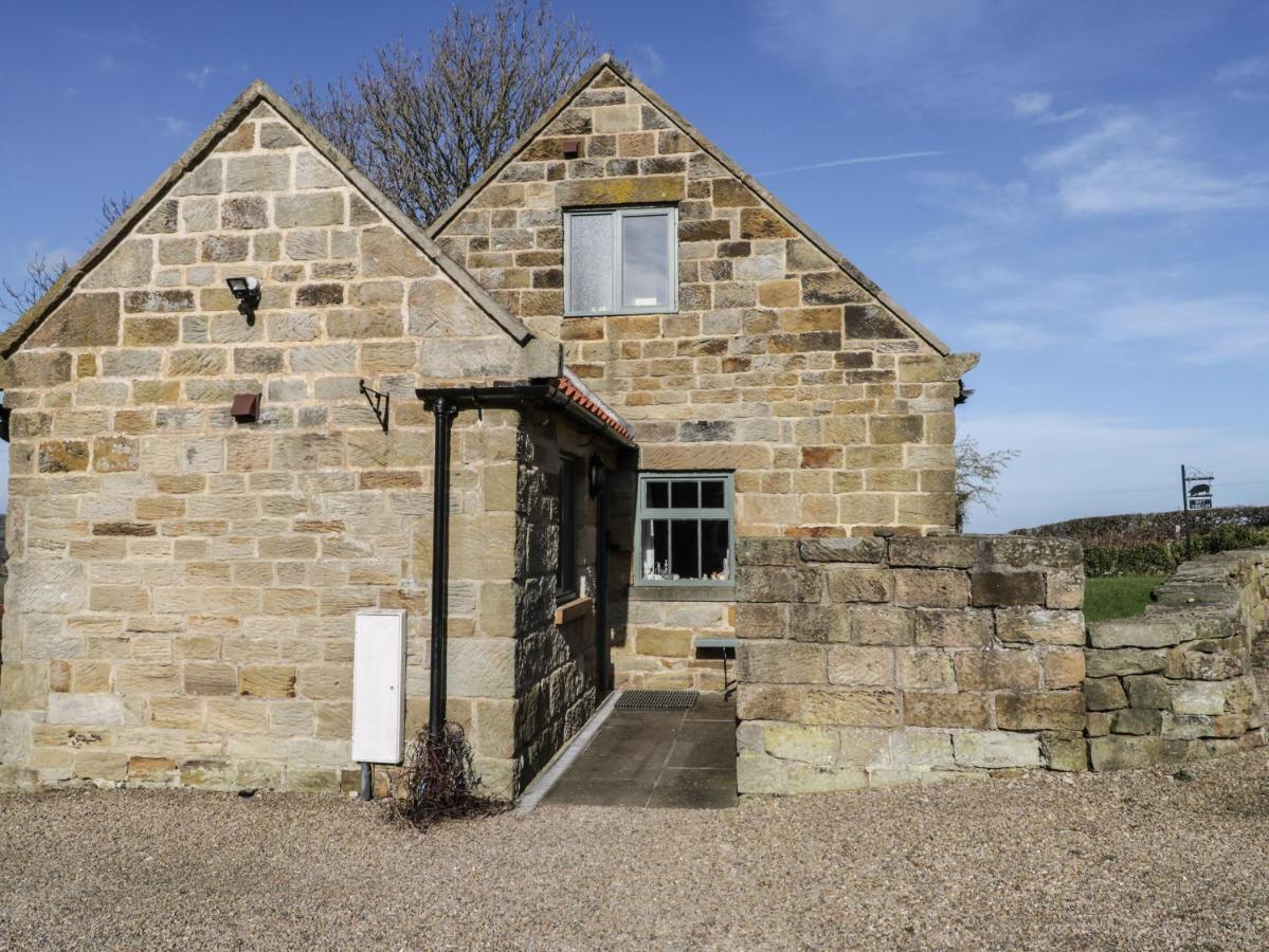 The Piggery Villa Whitby Exterior photo